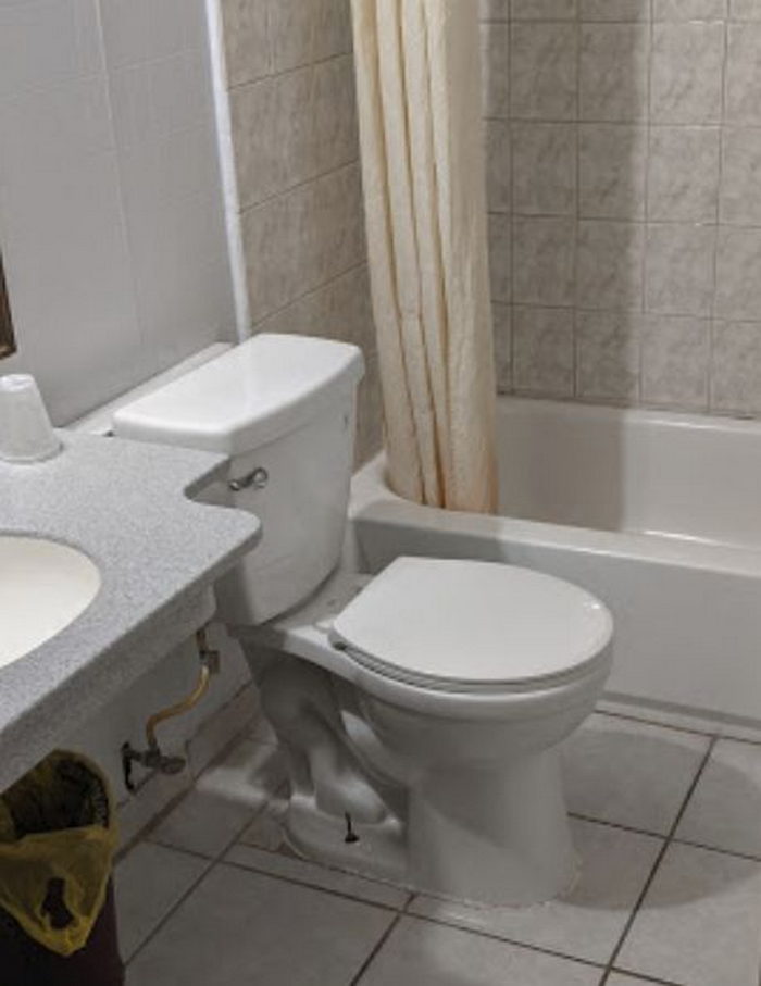 Clock Motel - From Web Listing (newer photo)